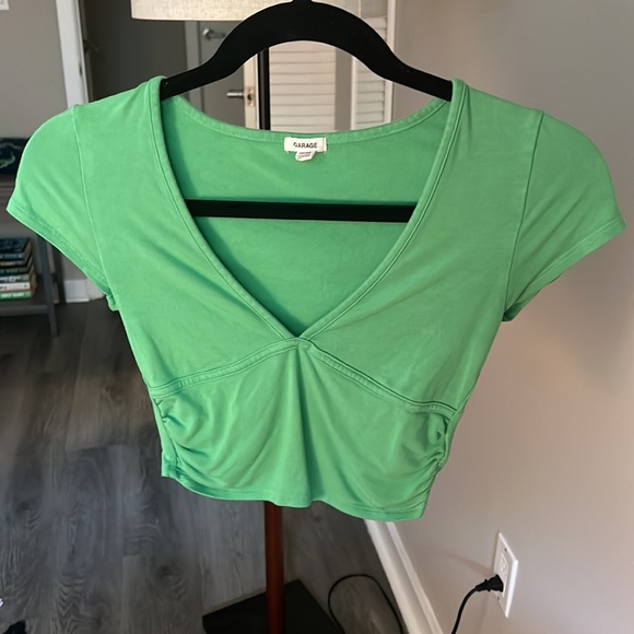 ⭐️ GARAGE Gabriella V-Neck Tee in Vibrant Green! - Picture 5 of 7